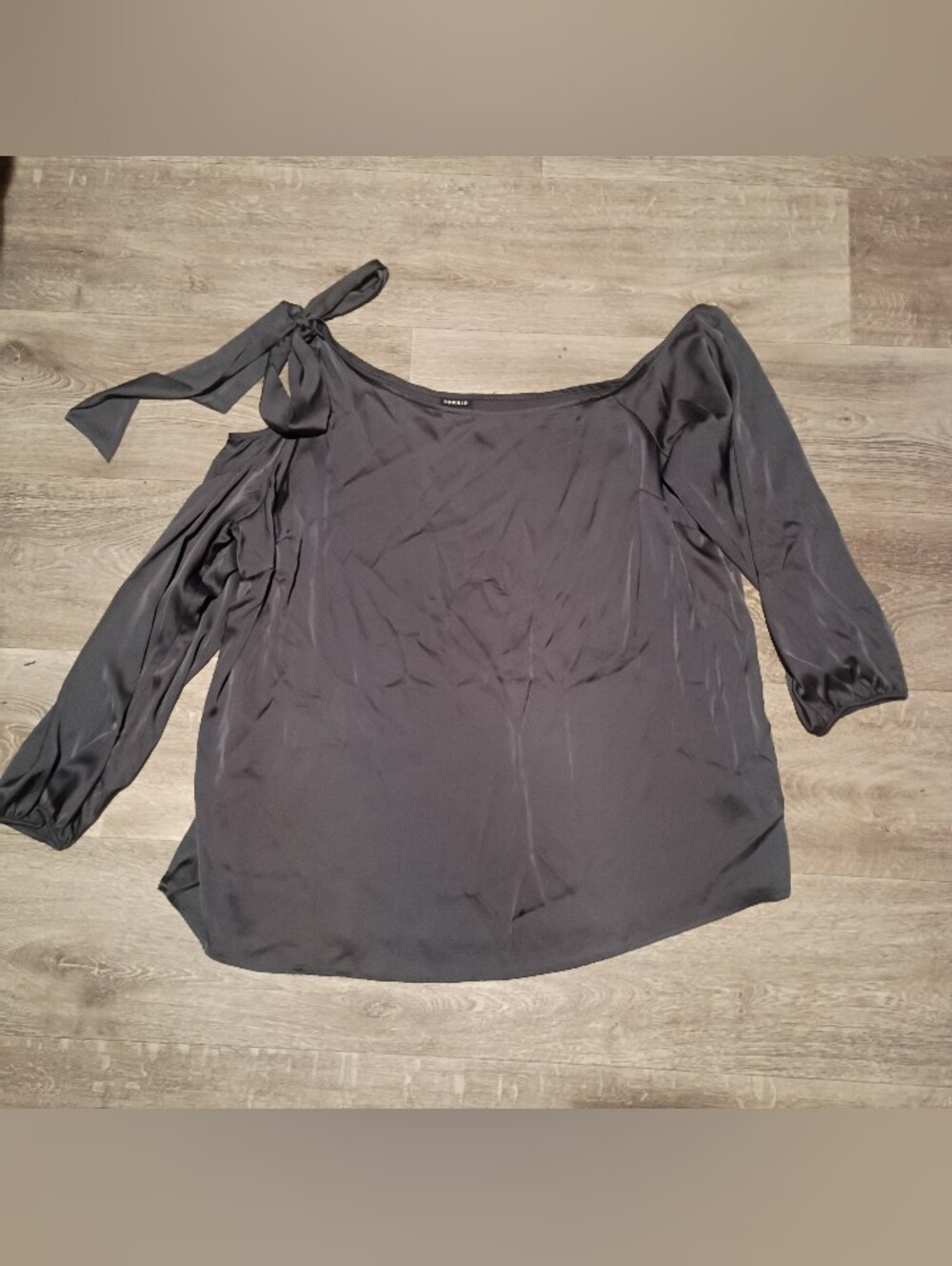 🌻 torrid Light Grey Satin One-Shoulder Tie Blouse